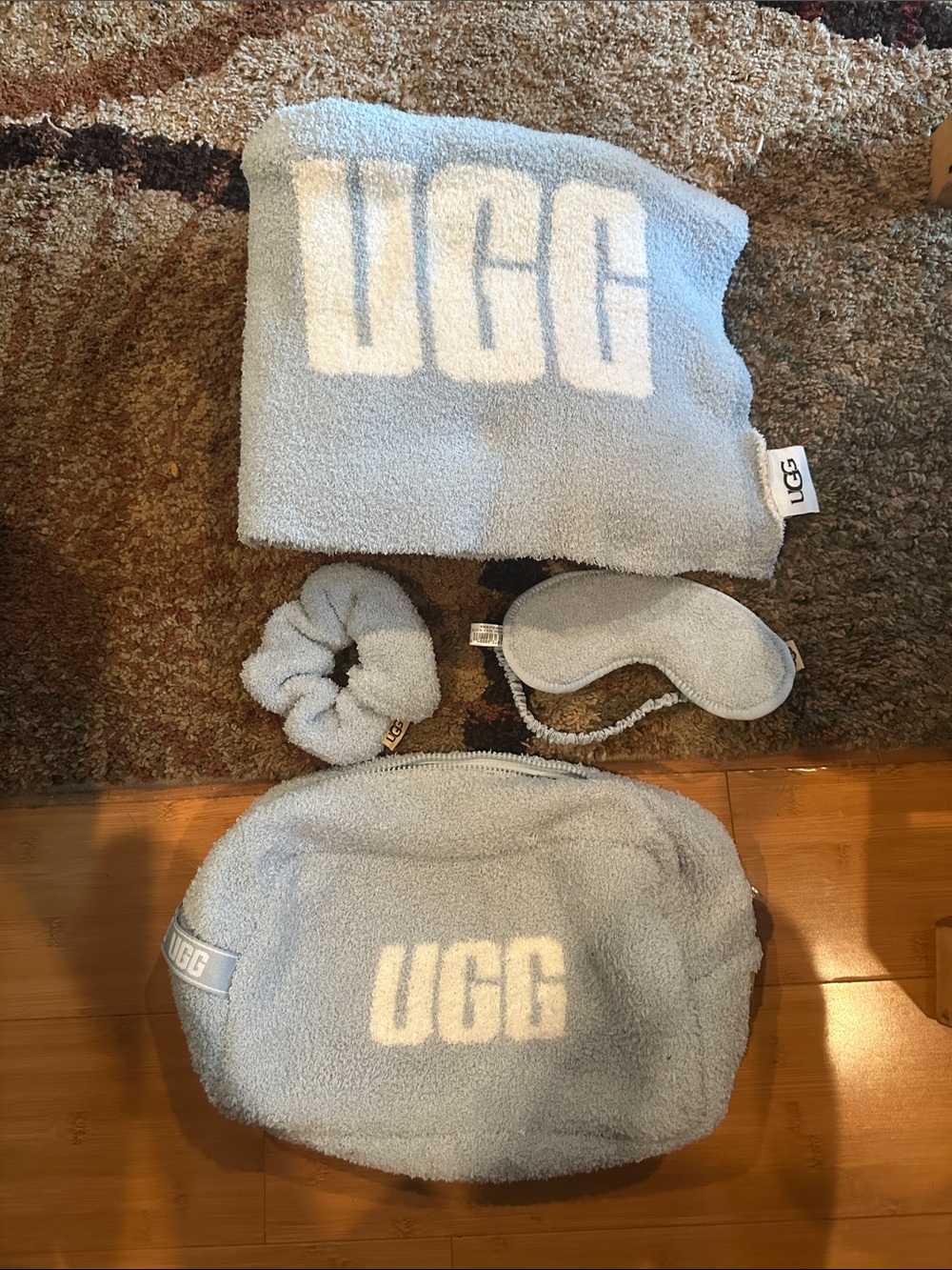 UGG Light Blue Plush Travel Set - Pouch, Eye Mask, Scrunchie & Neck Wrap